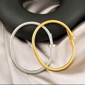 Juste En Clou Nail Silver Stainless Steel Waterproof Minimalist Bracelet